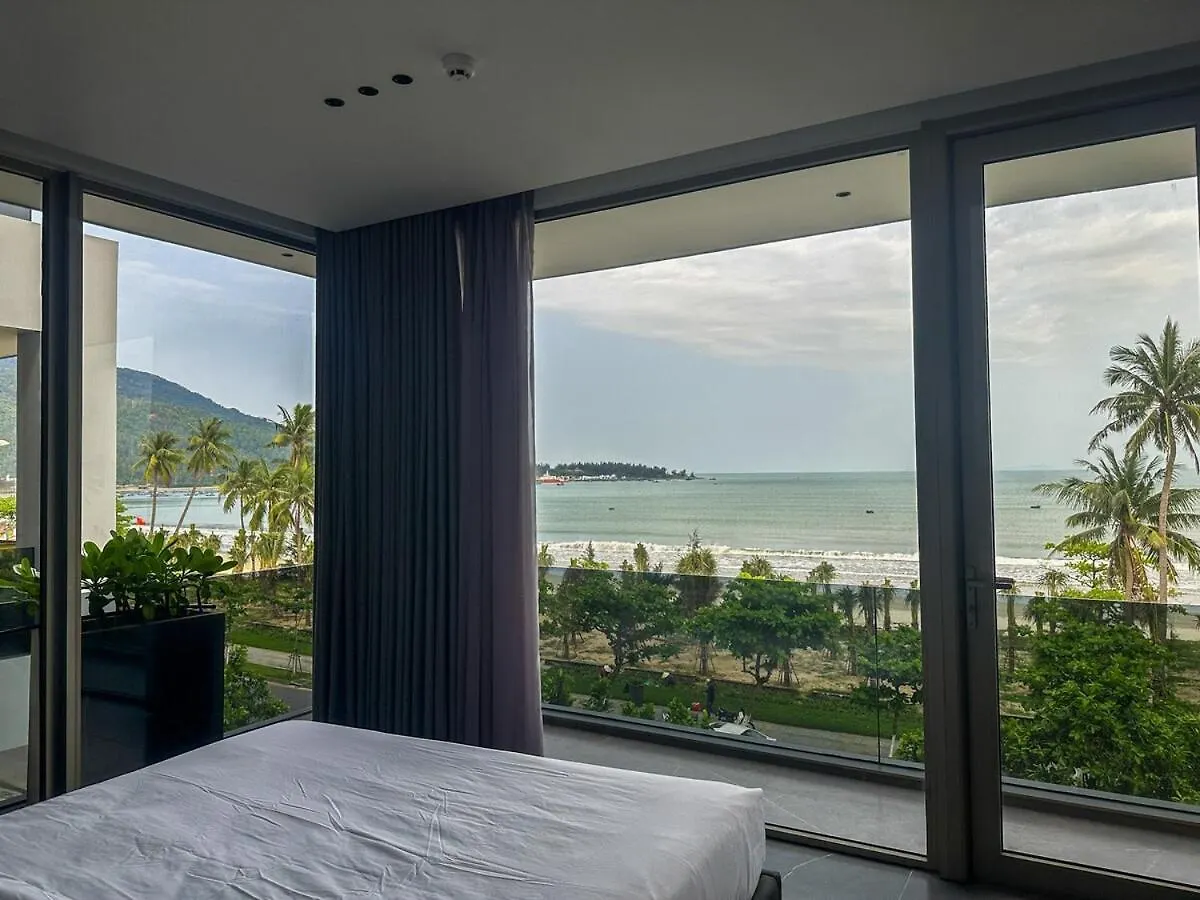 M1 Front Beach, Mountain View Villa Da Nang Vietnam