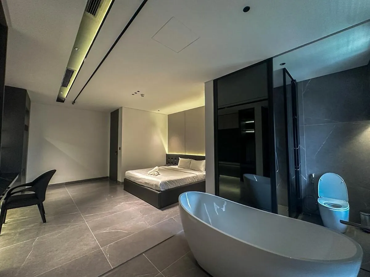 M1 Front Beach, Mountain View Villa Da Nang Vietnam