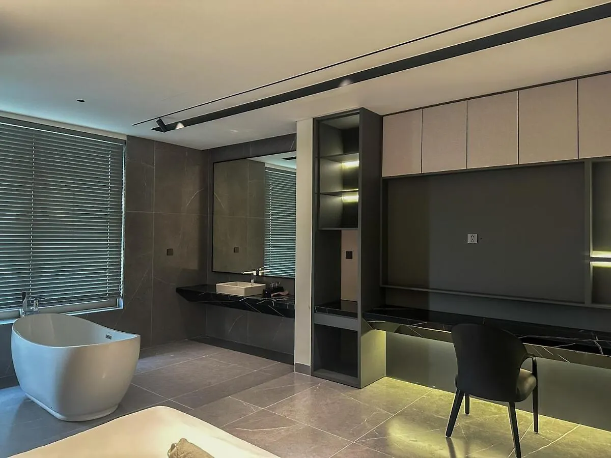 M1 Front Beach, Mountain View Villa Da Nang 0*,