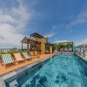 3* Hotel Seahorse Signature Danang By Haviland