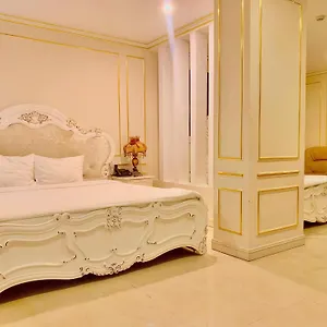 4* Hotel Tuyet Son